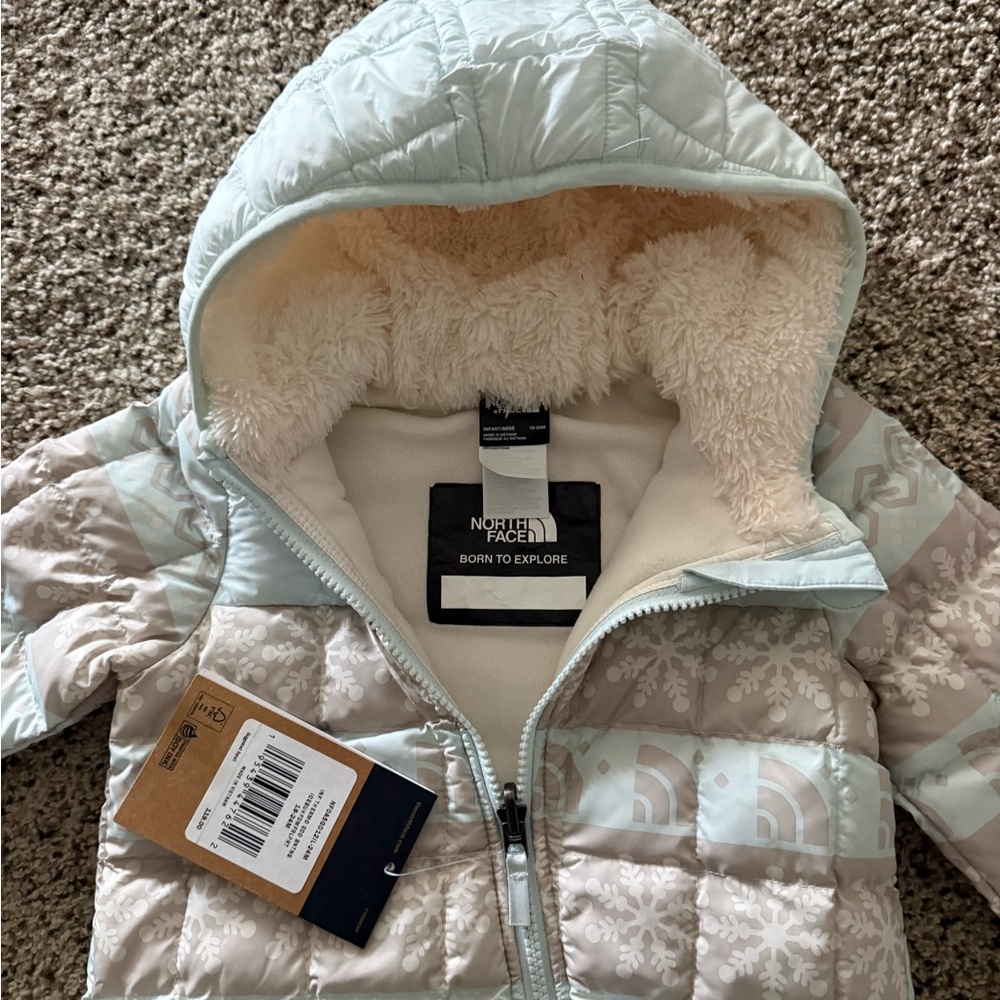 The North Face NWT 18-24 months Snowsuit